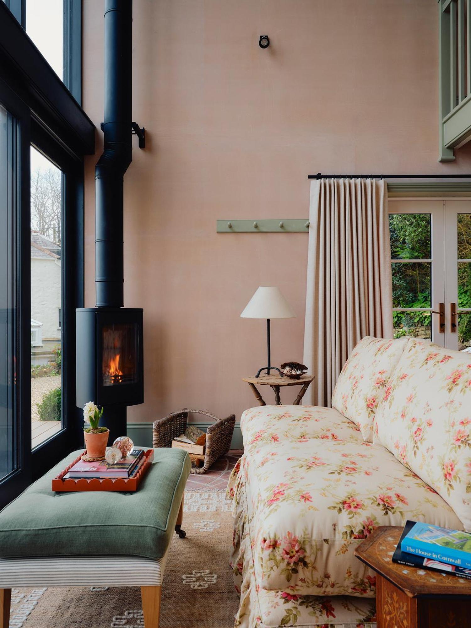 1-Bed Luxury Seafront Cabin In Heart Of Newlyn, Mousehole Exteriör bild