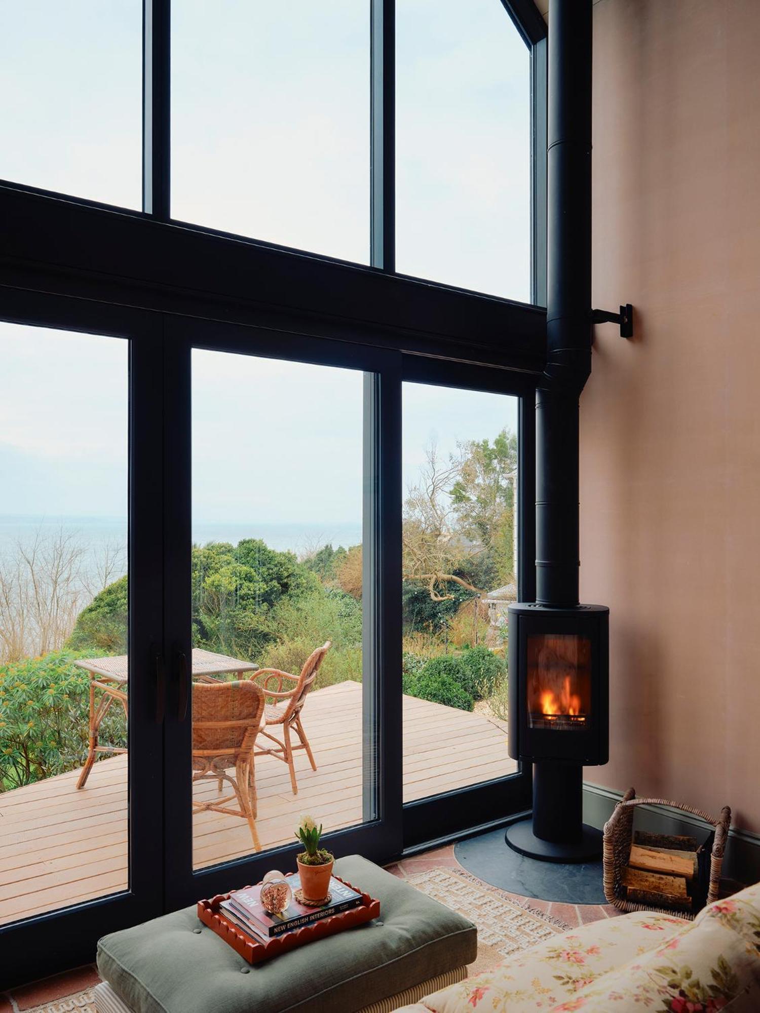 1-Bed Luxury Seafront Cabin In Heart Of Newlyn, Mousehole Exteriör bild